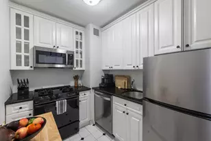 444 E 75th St, New York, NY 10021 - Photo 6