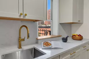 302 E 88th St, New York City, NY 10128 - Photo 6