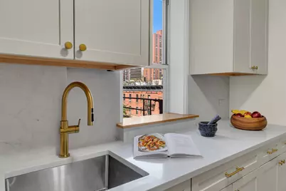 302 E 88th Street #7-F, New York City, NY 10128 - Photo 6