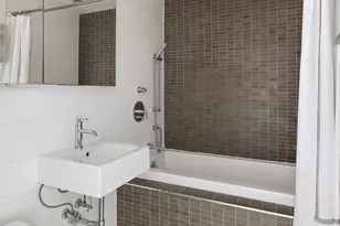 802 Dean St, New York City, NY 11238 - Photo 8