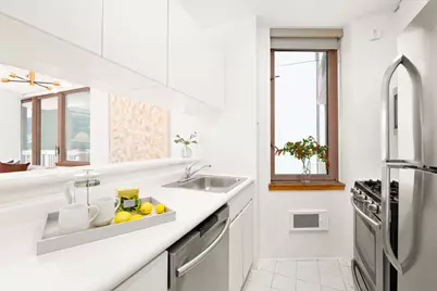 235 E 40th Street #6C, New York City, NY 10016 - Photo 8