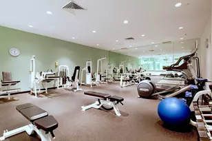 235 E 40th St, New York City, NY 10016 - Photo 16