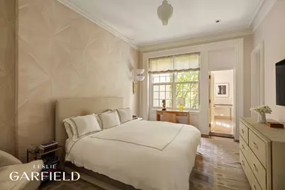 116 E 70th Street, New York, NY 10021 - Photo 16