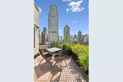205 E 77th Street #PHA, New York, NY 10075 - Photo 2