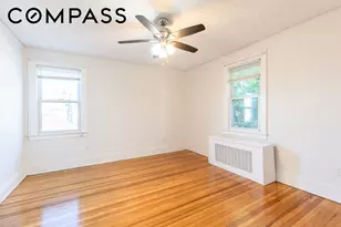 142-16 180th St, New York City, NY 11434 - Photo 14
