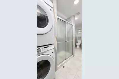 364 Macon Street, New York City, NY 11233 - Photo 24