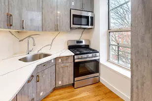 364 Macon St, New York City, NY 11233 - Photo 4