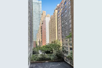 345 E 56th Street #5B, New York City, NY 10022 - Photo 10
