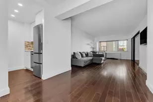 345 E 56th St, New York, NY 10022 - Photo 6