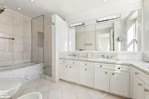 50 E 77th St, New York City, NY 10075 - Photo 8