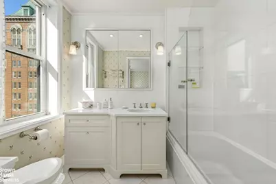 50 E 77th Street #10B, New York City, NY 10075 - Photo 10