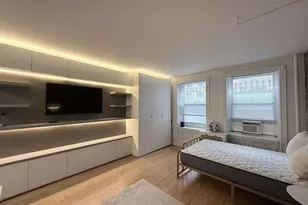 335 W 85th St, New York City, NY 10024 - Photo 2