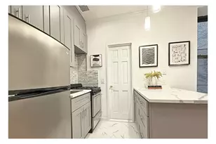112 W 72nd St, New York, NY 10023 - Photo 4