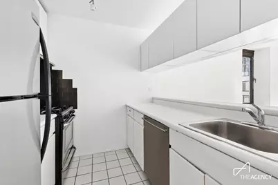 215 W 95th Street #7E, New York City, NY 10025 - Photo 4