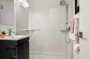 5 Tudor City Pl, New York, NY 10017 - Photo 8