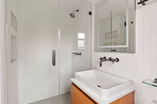 31 Jane St, New York, NY 10014 - Photo 12