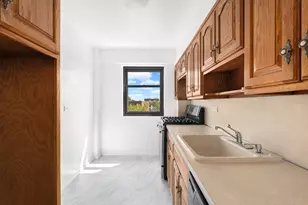 33-52 Crescent St, Astoria, NY 11106 - Photo 12