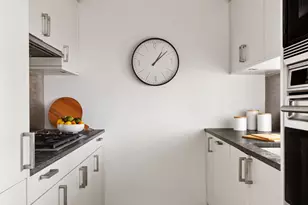 450 E 83rd St, New York City, NY 10028 - Photo 6