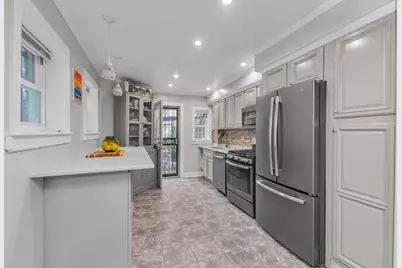807 Lincoln Place, Brooklyn, NY 11216 - Photo 2