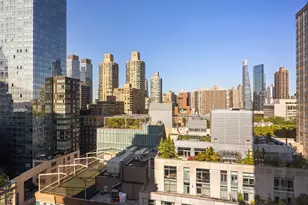 555 W 59th St, New York City, NY 10019 - Photo 14