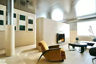 255 W 23rd St, New York City, NY 10011 - Photo 1