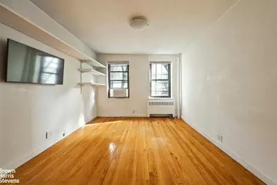 20 Jane Street #4C, New York, NY 10014 - Photo 2