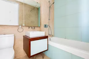 247 W 46th St, New York, NY 10036 - Photo 10