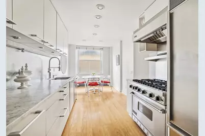 17 E 89th Street #8D, New York City, NY 10128 - Photo 8