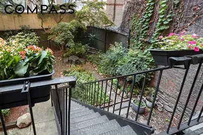 250 W 15th Street #1H, New York, NY 10011 - Photo 8