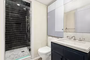 21 E 61st St, New York City, NY 10065 - Photo 10
