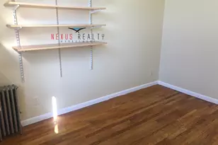 23-35 31st St, New York City, NY 11105 - Photo 8
