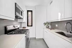 350 E 72nd St, New York City, NY 10021 - Photo 8