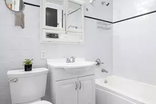 895 Myrtle Ave, New York City, NY 11205 - Photo 14