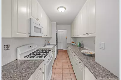 750 Kappock Street #405, Bronx, NY 10463 - Photo 14