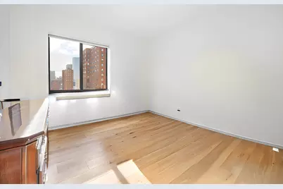 64 E 111th Street #1101, New York, NY 10029 - Photo 6