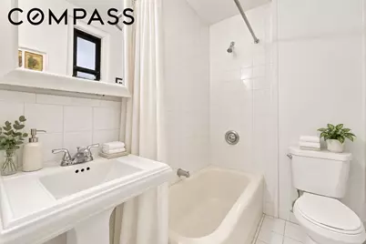 17 W 64th Street #1D, New York City, NY 10023 - Photo 8