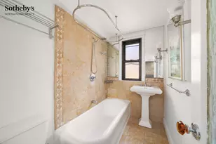 12 E 97th St, New York, NY 10128 - Photo 22