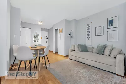 220 E 57th Street #8E, New York City, NY 10022 - Photo 2