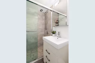 40 Clinton Street #7B, New York City, NY 11201 - Photo 4