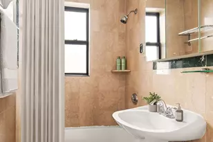 208 E 70th St, New York, NY 10021 - Photo 4