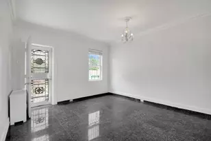 54-40 80th St, New York City, NY 11373 - Photo 8