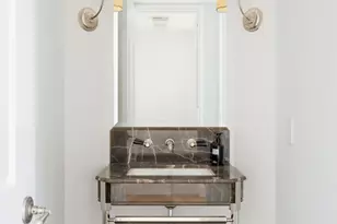 18 Gramercy Pk S, New York, NY 10003 - Photo 22
