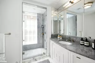 18 Gramercy Pk S, New York, NY 10003 - Photo 18