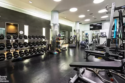 18 Gramercy Park S #14, New York City, NY 10003 - Photo 30