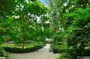 31 Gramercy Pk S, New York, NY 10003 - Photo 14