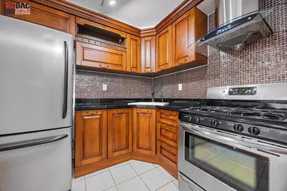 27-16 41st Avenue #3-C, Long Island City, NY 11101 - Photo 6