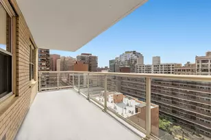 305 E 24th St, New York, NY 10010 - Photo 4