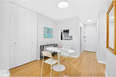 520 E 72nd Street #1J, New York City, NY 10021 - Photo 4