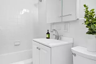 520 E 72nd St, New York City, NY 10021 - Photo 6