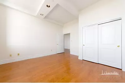 45-02 Ditmars Boulevard #409, New York City, NY 11105 - Photo 10